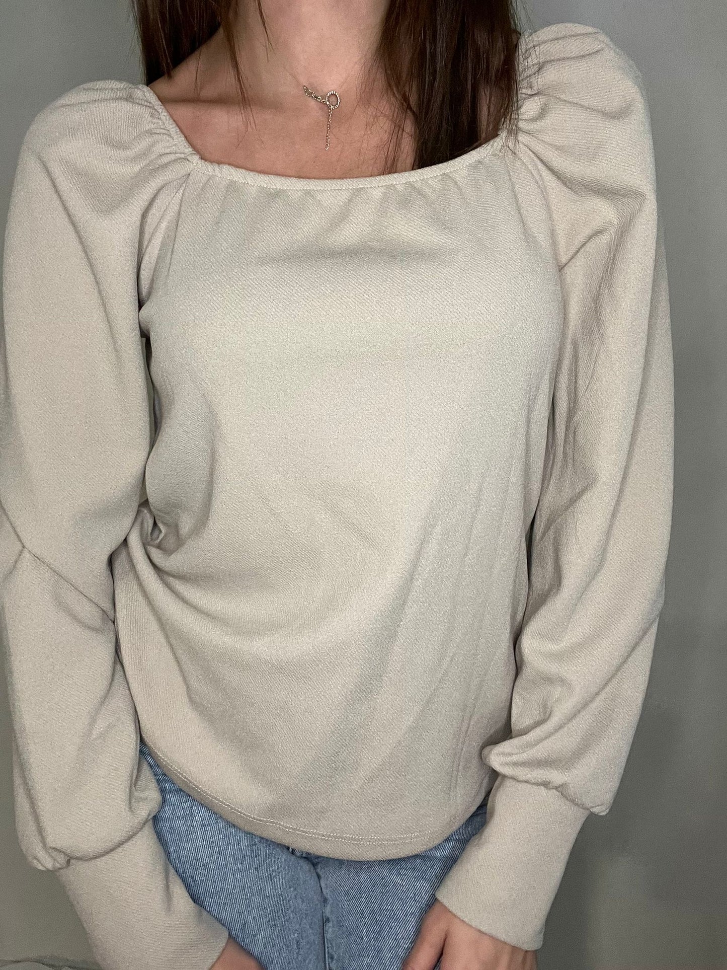 pull avec encolure carrée