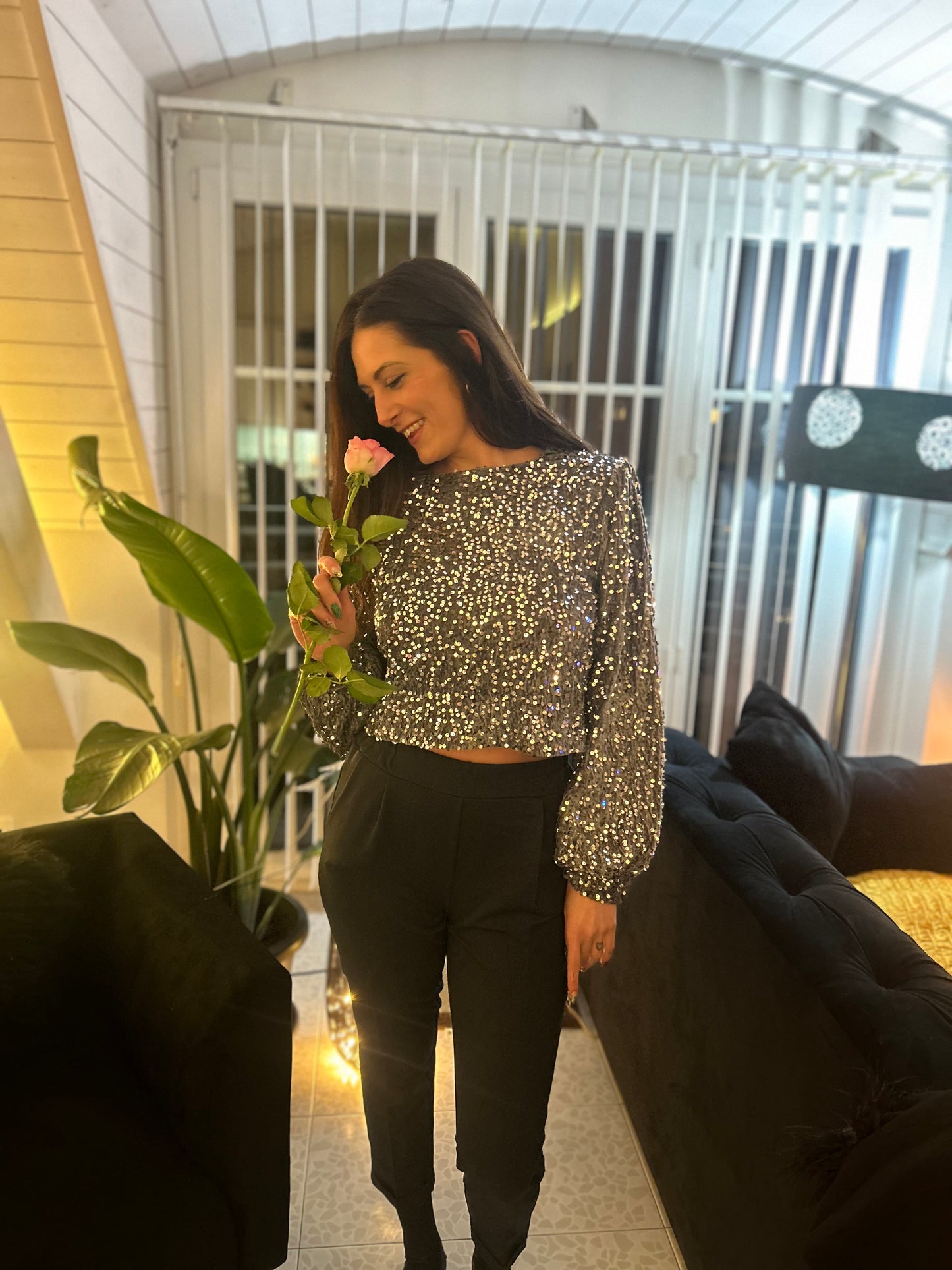 Pull à sequins avec épaulettes