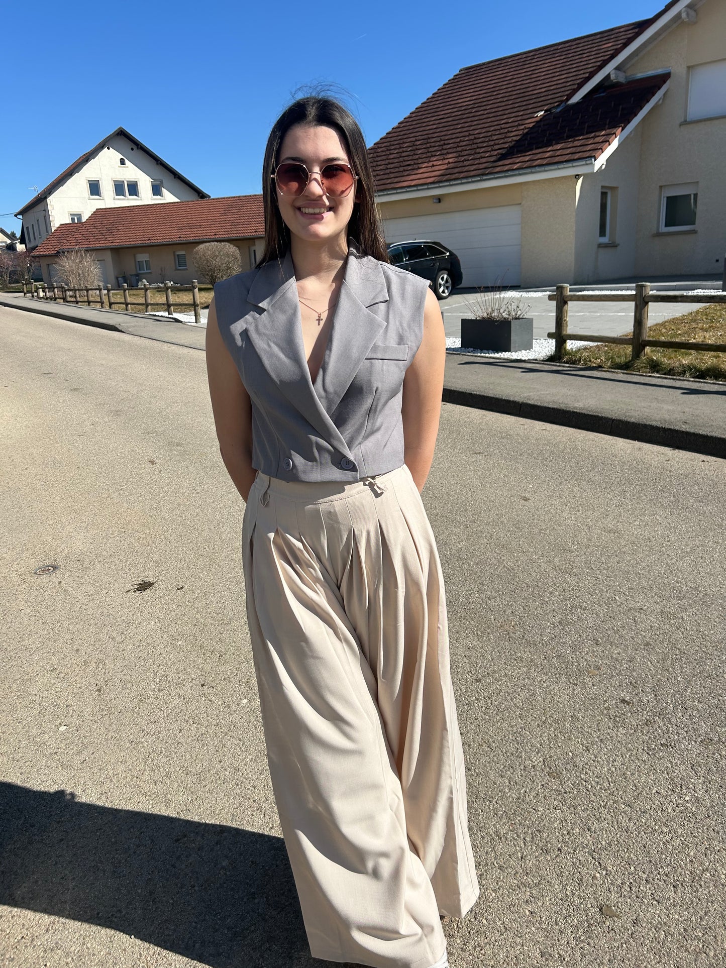 Pantalon long fluide jambes larges coupe droite taille élastique à poches