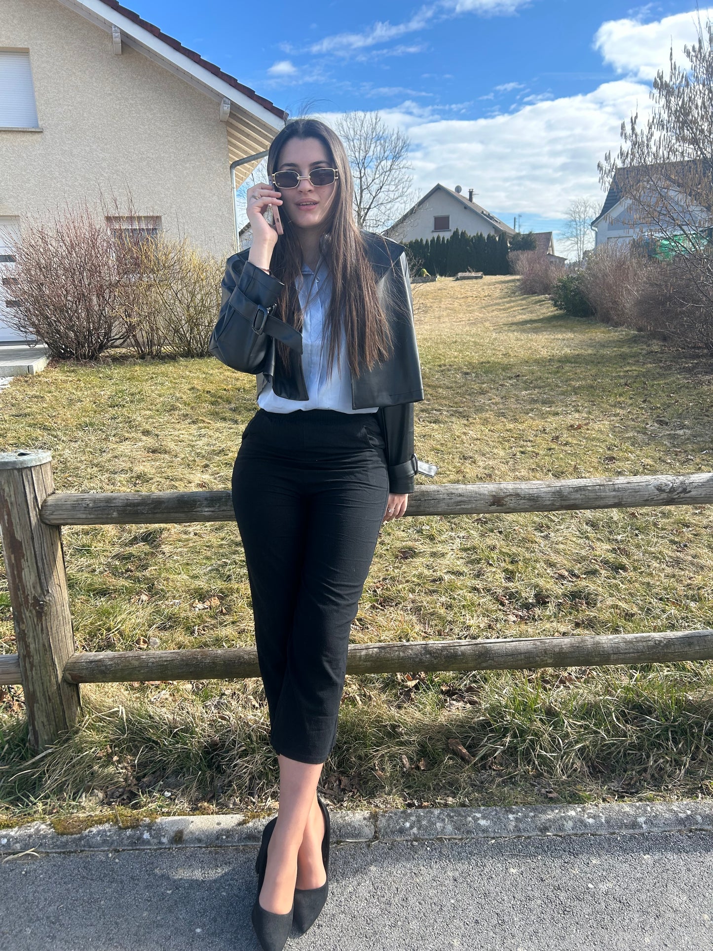VESTE MANTEAU GILET TENDANCE EN SIMILI CUIR MANCHES LONGUES SANS POCHES
