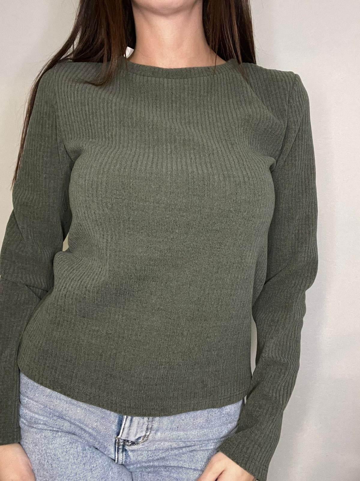 Pull avec dos décolleté
